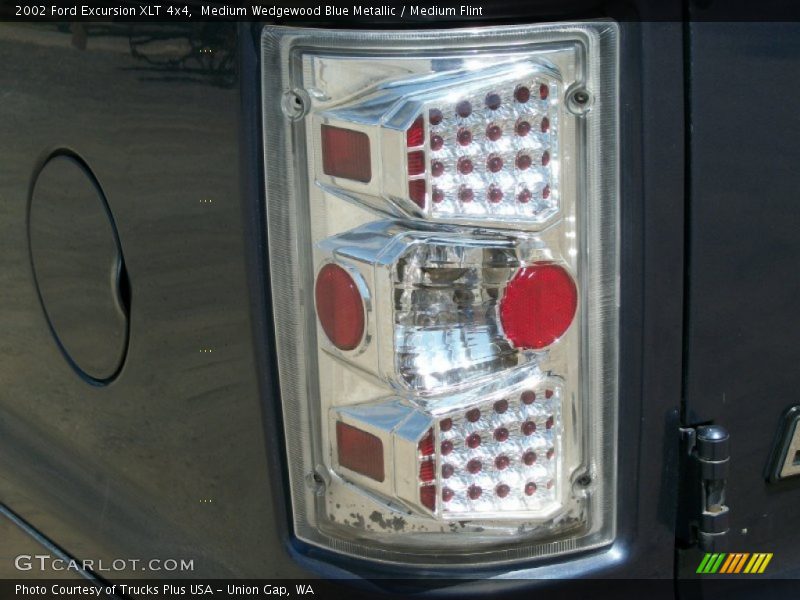 Medium Wedgewood Blue Metallic / Medium Flint 2002 Ford Excursion XLT 4x4