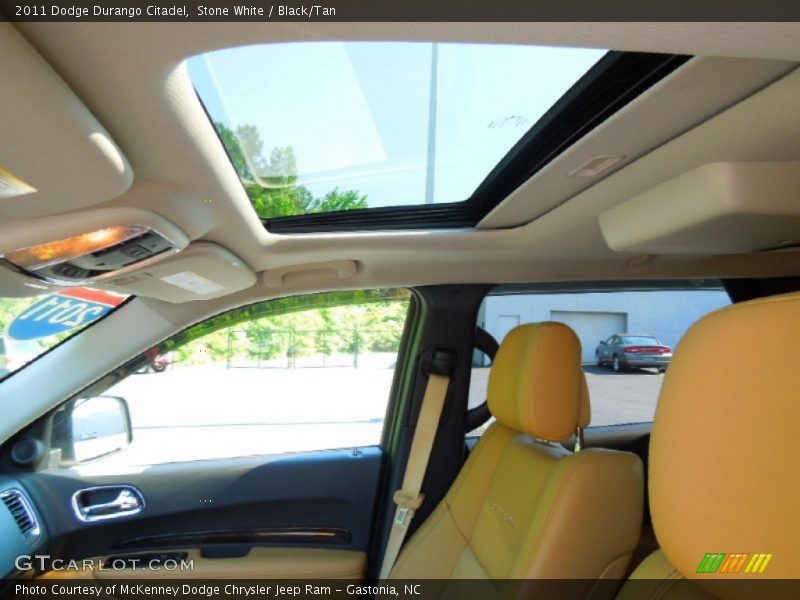 Sunroof of 2011 Durango Citadel