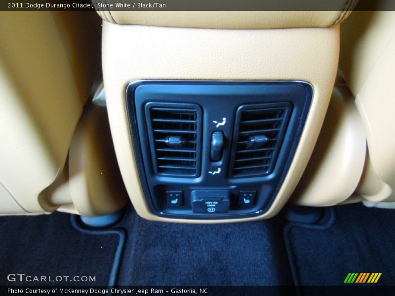 Stone White / Black/Tan 2011 Dodge Durango Citadel