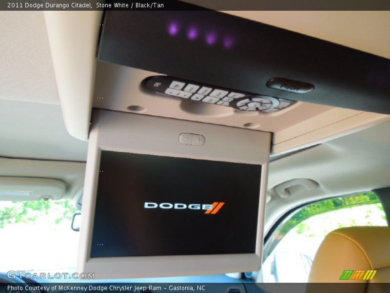 Stone White / Black/Tan 2011 Dodge Durango Citadel
