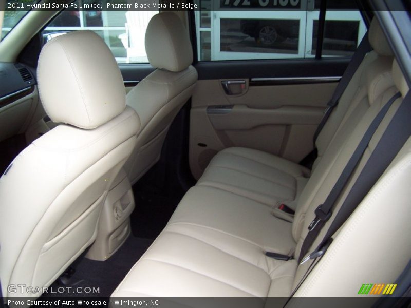 Phantom Black Metallic / Beige 2011 Hyundai Santa Fe Limited