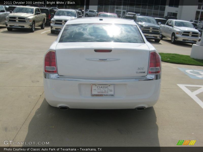 Bright White / Black 2011 Chrysler 300 Limited