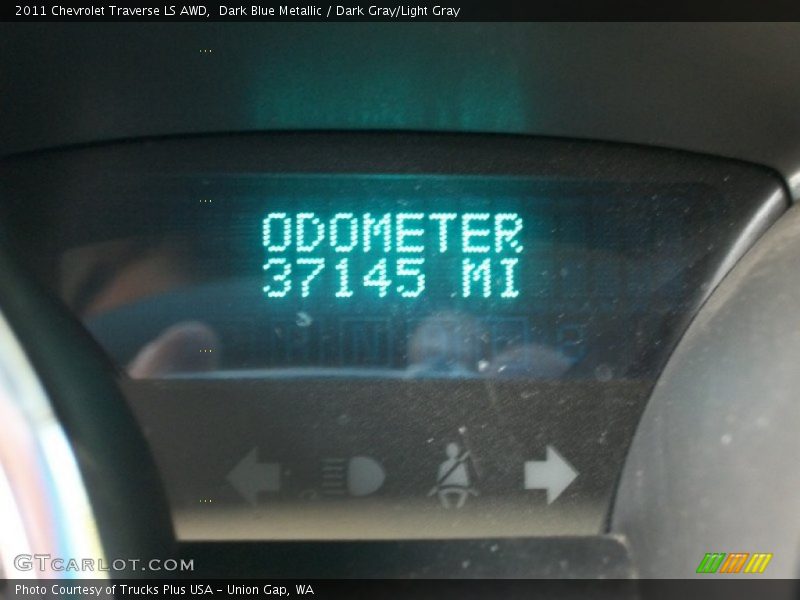 Dark Blue Metallic / Dark Gray/Light Gray 2011 Chevrolet Traverse LS AWD