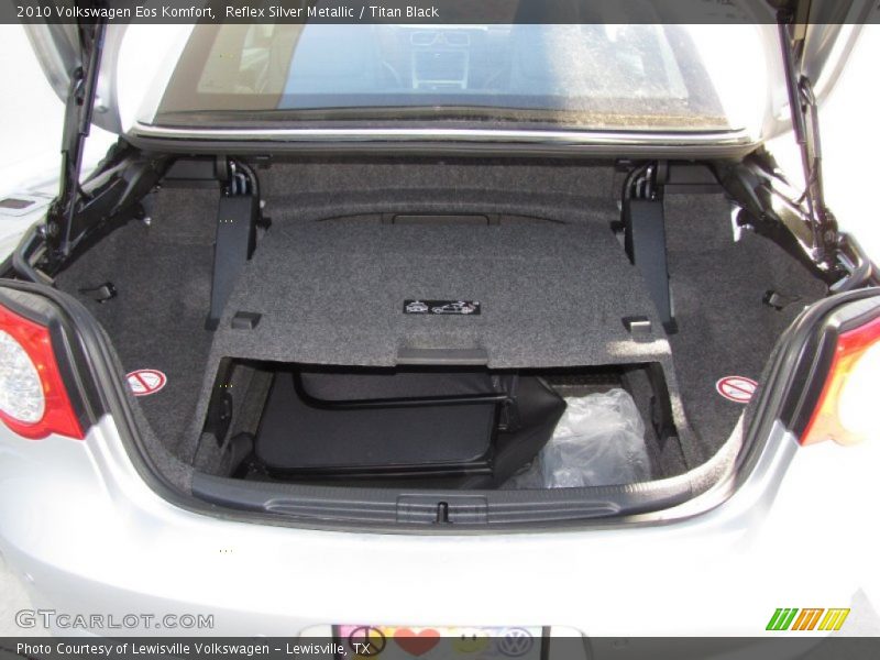 Reflex Silver Metallic / Titan Black 2010 Volkswagen Eos Komfort