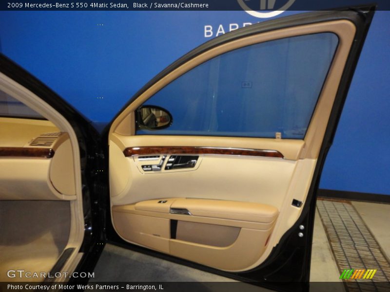 Black / Savanna/Cashmere 2009 Mercedes-Benz S 550 4Matic Sedan