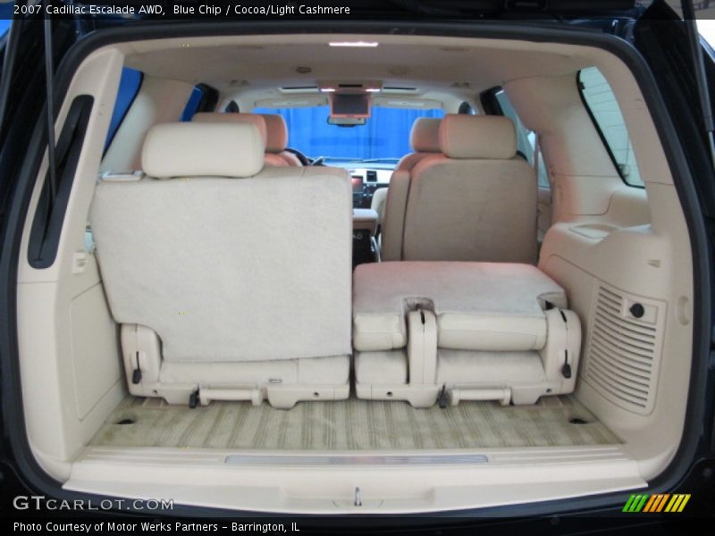 Blue Chip / Cocoa/Light Cashmere 2007 Cadillac Escalade AWD