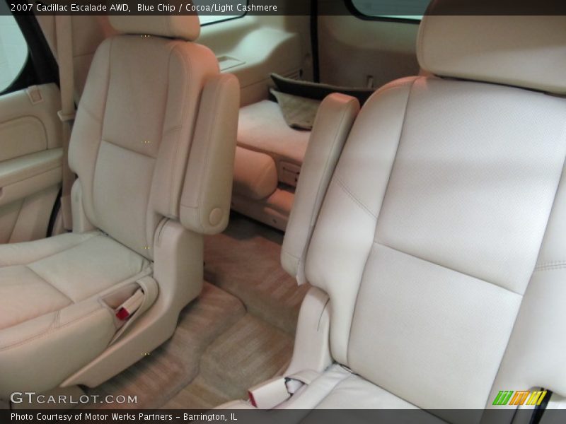 Blue Chip / Cocoa/Light Cashmere 2007 Cadillac Escalade AWD