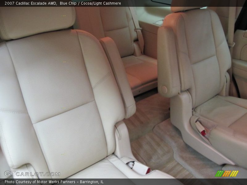 Blue Chip / Cocoa/Light Cashmere 2007 Cadillac Escalade AWD