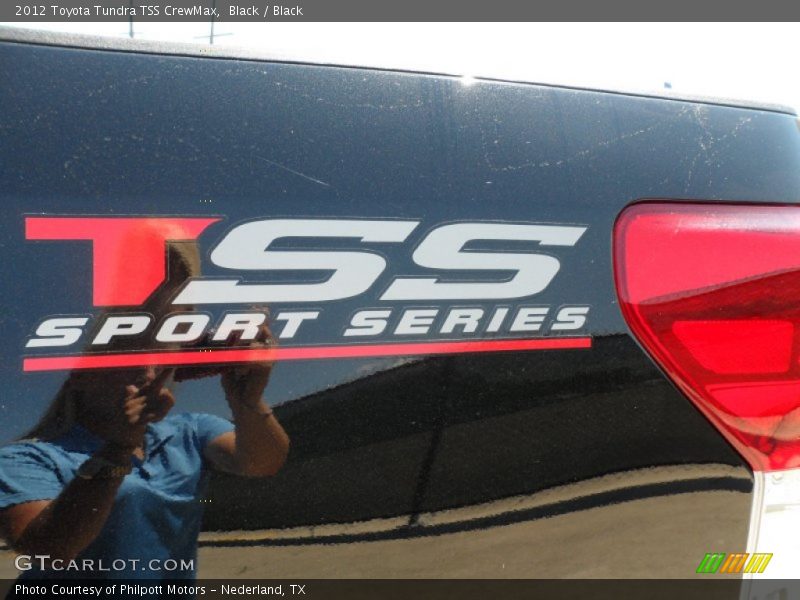  2012 Tundra TSS CrewMax Logo