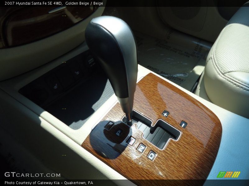 Golden Beige / Beige 2007 Hyundai Santa Fe SE 4WD