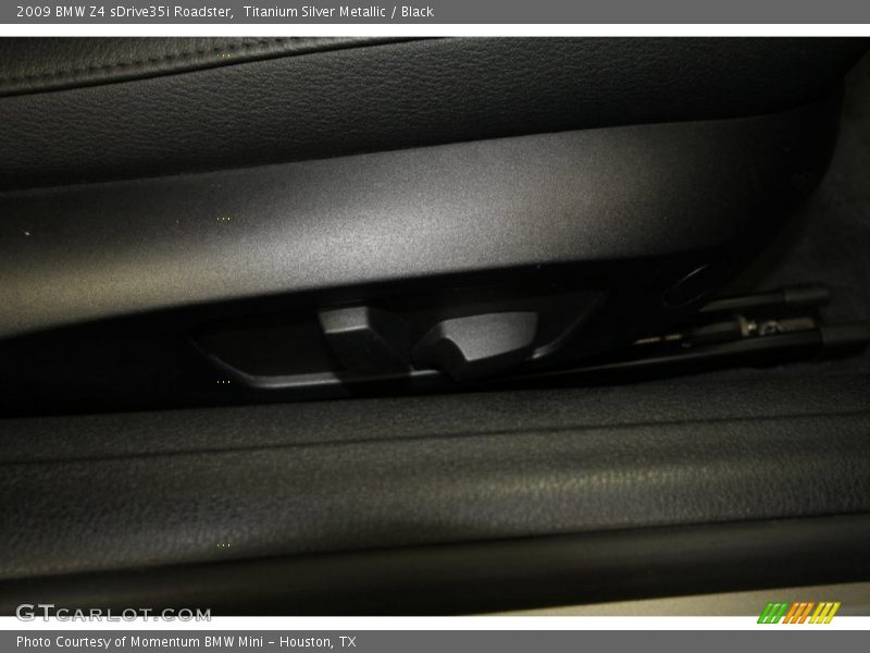 Titanium Silver Metallic / Black 2009 BMW Z4 sDrive35i Roadster