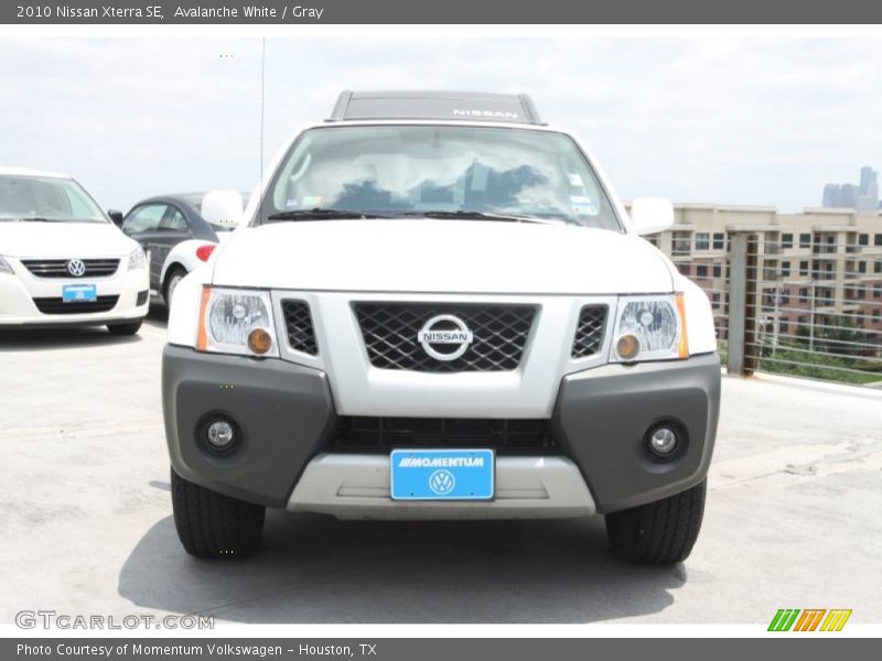 Avalanche White / Gray 2010 Nissan Xterra SE