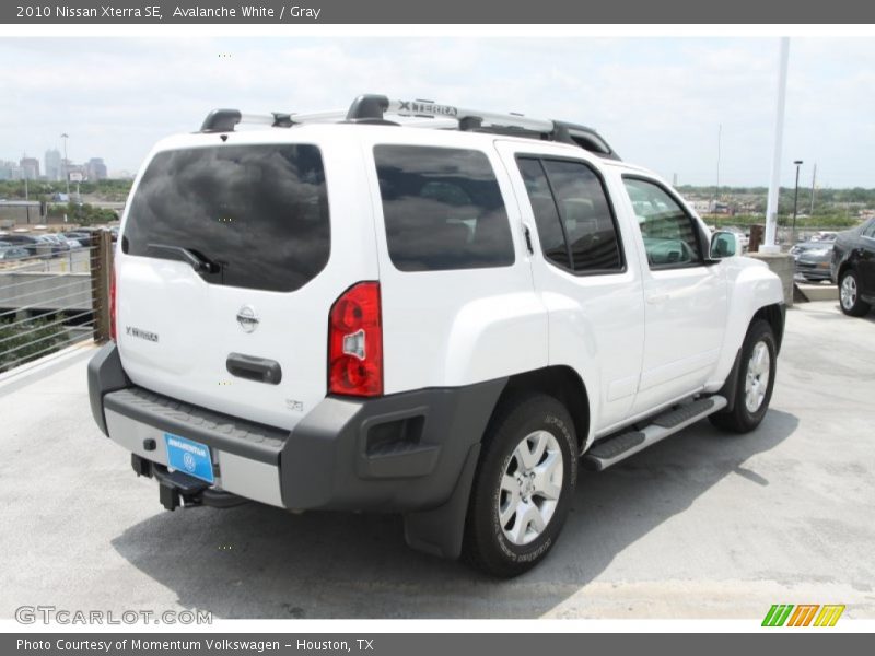 Avalanche White / Gray 2010 Nissan Xterra SE