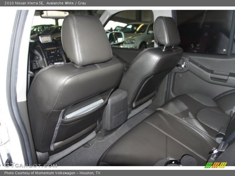 Avalanche White / Gray 2010 Nissan Xterra SE
