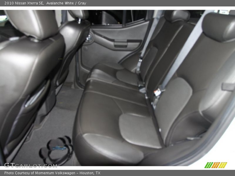Avalanche White / Gray 2010 Nissan Xterra SE