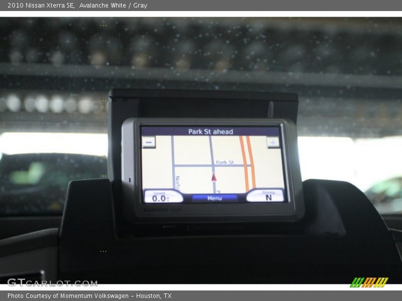 Avalanche White / Gray 2010 Nissan Xterra SE