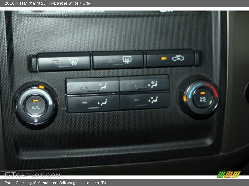 Avalanche White / Gray 2010 Nissan Xterra SE