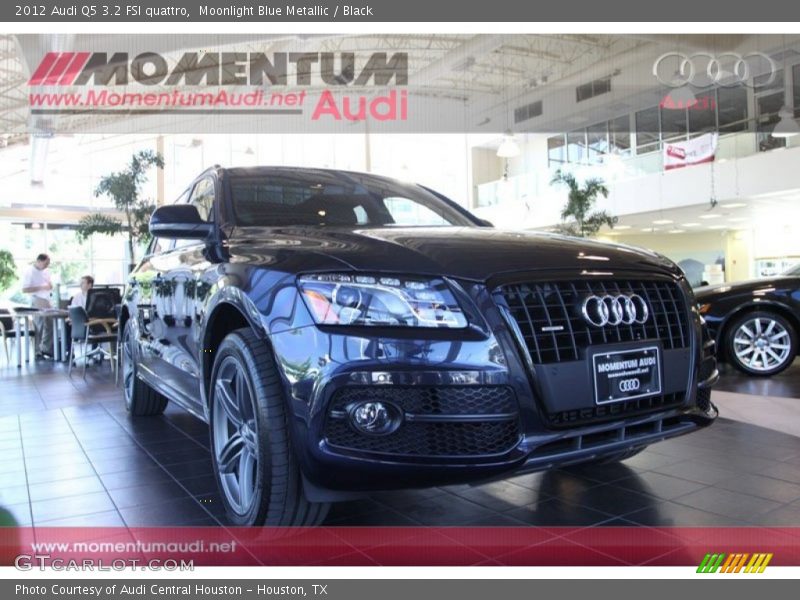 Moonlight Blue Metallic / Black 2012 Audi Q5 3.2 FSI quattro