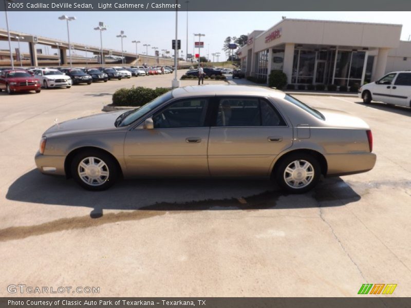 Light Cashmere / Cashmere 2005 Cadillac DeVille Sedan