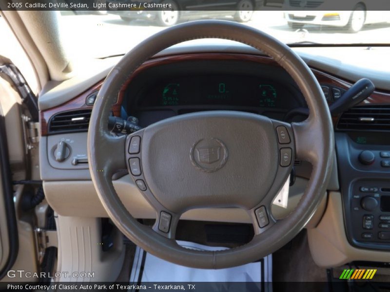 Light Cashmere / Cashmere 2005 Cadillac DeVille Sedan