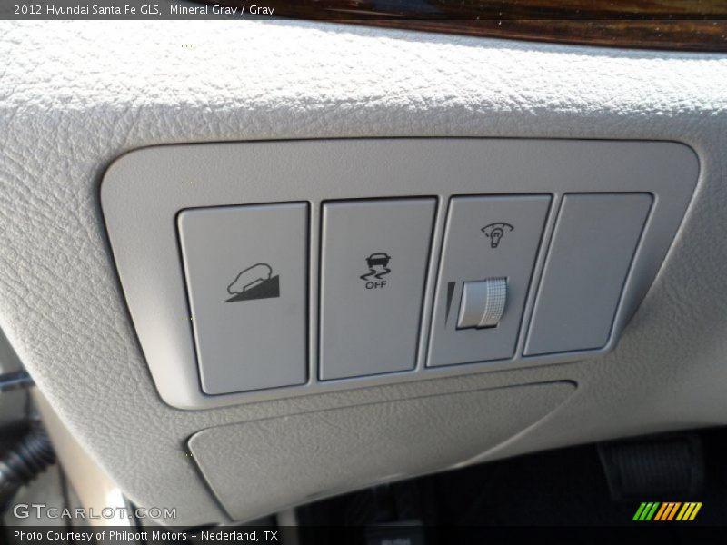 Mineral Gray / Gray 2012 Hyundai Santa Fe GLS