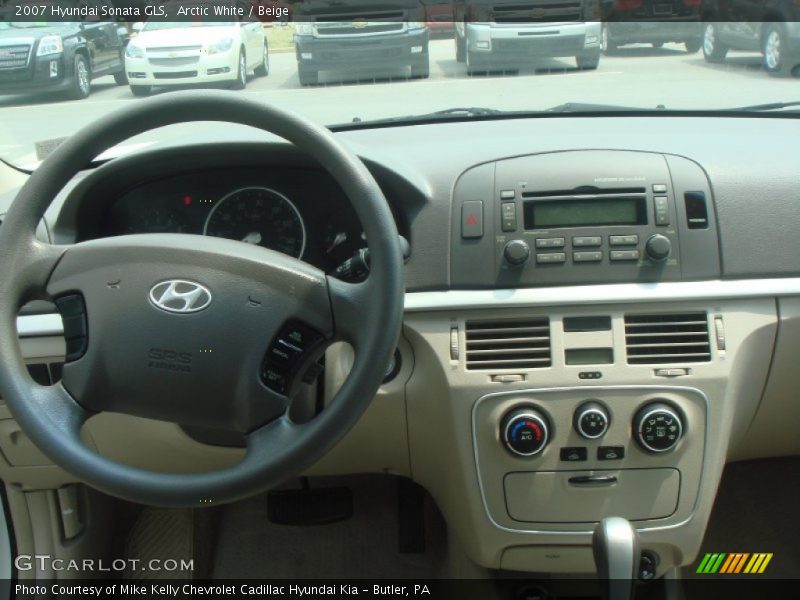 Dashboard of 2007 Sonata GLS