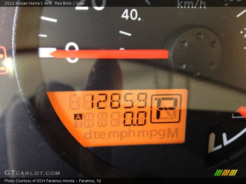 Red Brick / Gray 2011 Nissan Xterra S 4x4