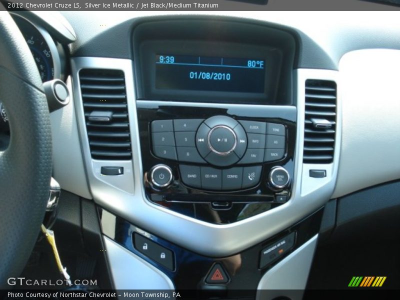 Silver Ice Metallic / Jet Black/Medium Titanium 2012 Chevrolet Cruze LS