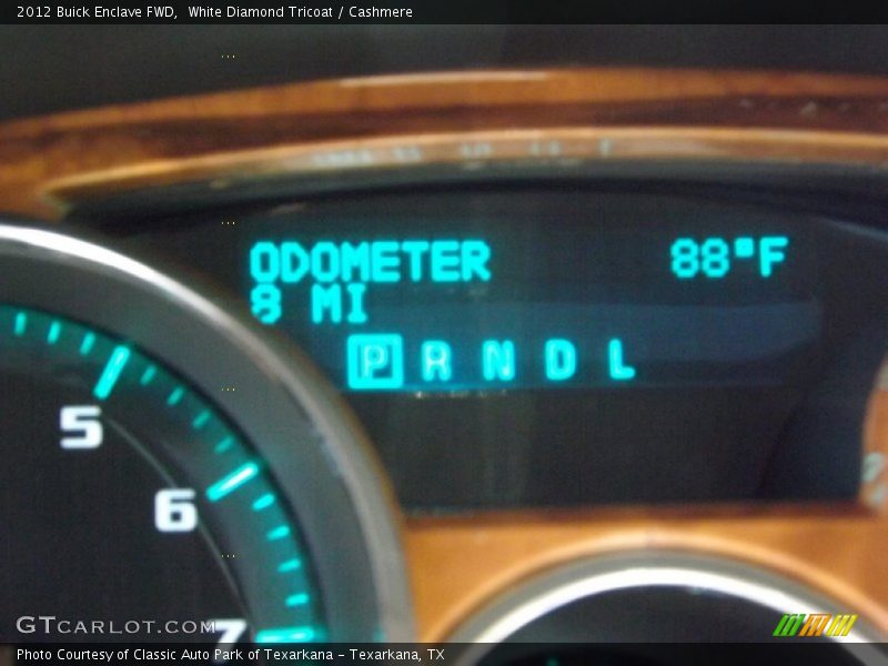 White Diamond Tricoat / Cashmere 2012 Buick Enclave FWD