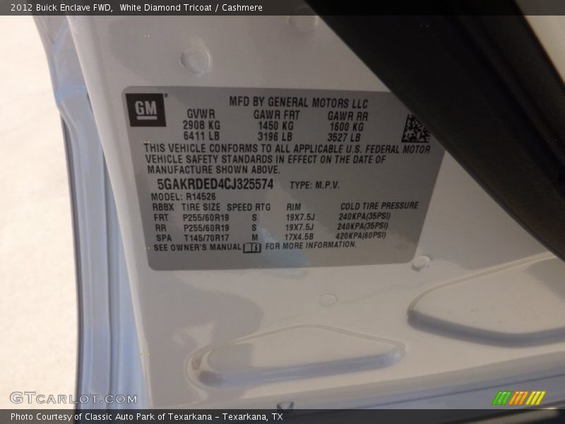 White Diamond Tricoat / Cashmere 2012 Buick Enclave FWD