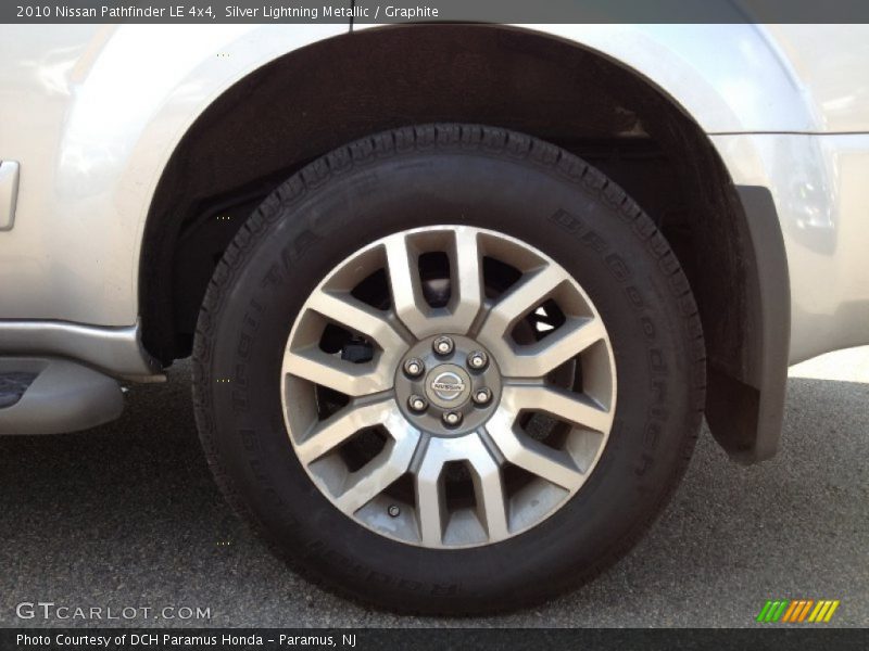 Silver Lightning Metallic / Graphite 2010 Nissan Pathfinder LE 4x4