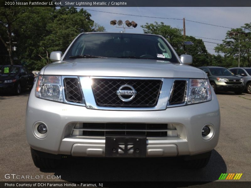 Silver Lightning Metallic / Graphite 2010 Nissan Pathfinder LE 4x4