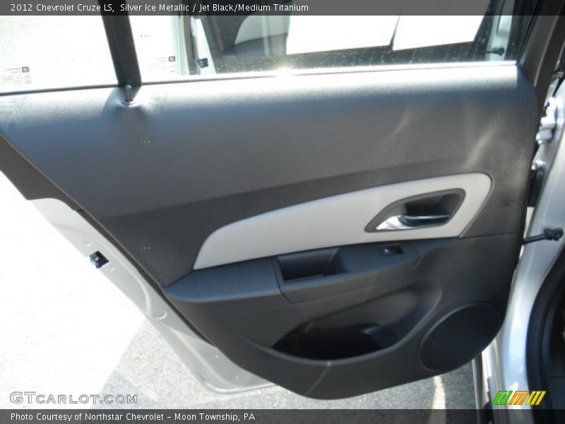 Silver Ice Metallic / Jet Black/Medium Titanium 2012 Chevrolet Cruze LS