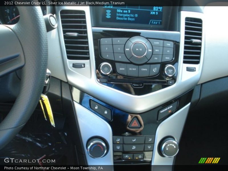 Silver Ice Metallic / Jet Black/Medium Titanium 2012 Chevrolet Cruze LS