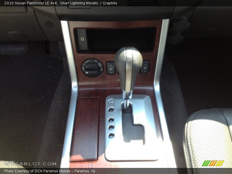 Silver Lightning Metallic / Graphite 2010 Nissan Pathfinder LE 4x4