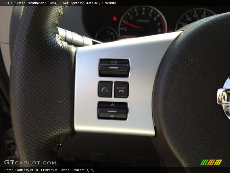 Silver Lightning Metallic / Graphite 2010 Nissan Pathfinder LE 4x4
