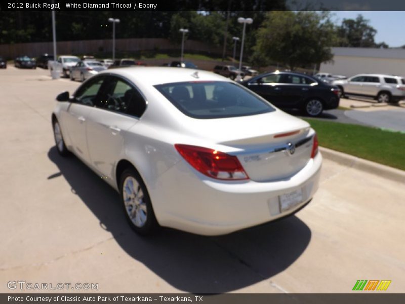White Diamond Tricoat / Ebony 2012 Buick Regal
