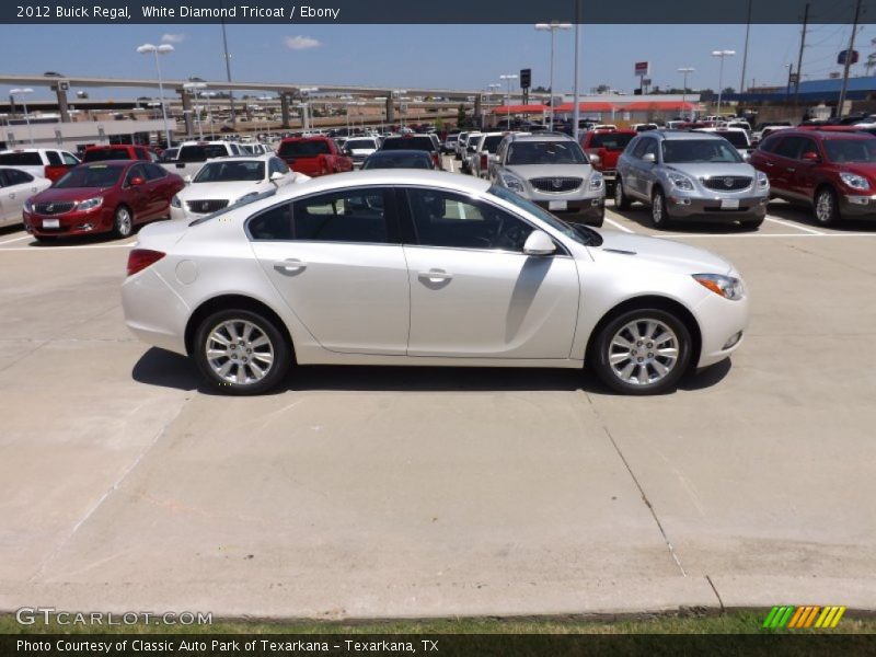 White Diamond Tricoat / Ebony 2012 Buick Regal