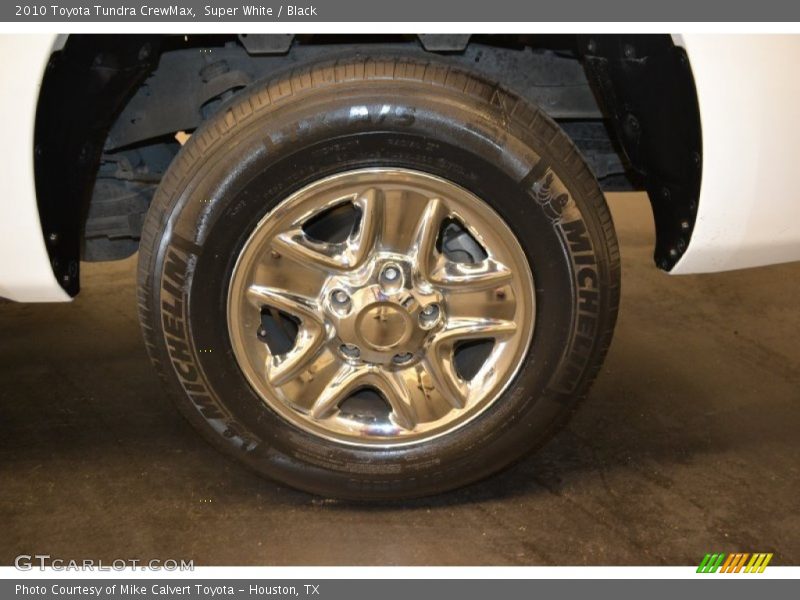 Super White / Black 2010 Toyota Tundra CrewMax