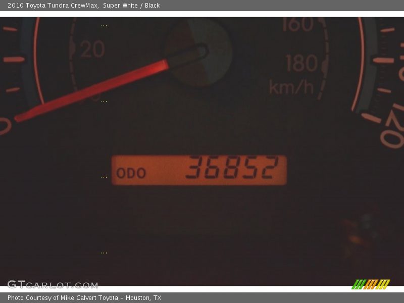 Super White / Black 2010 Toyota Tundra CrewMax