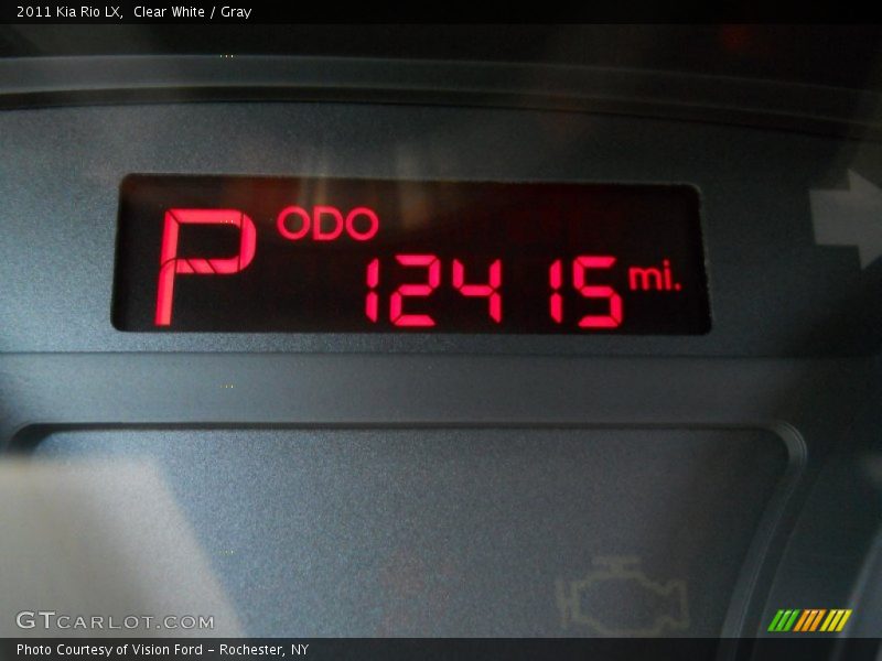 Clear White / Gray 2011 Kia Rio LX