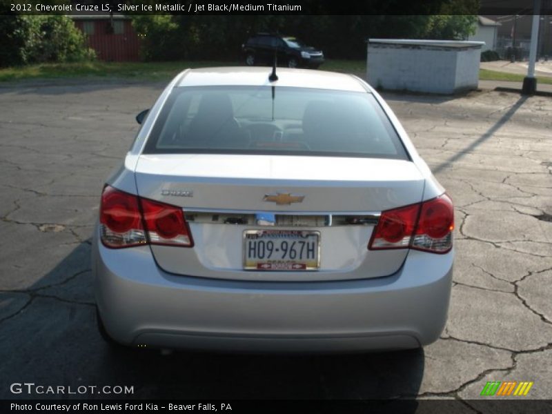 Silver Ice Metallic / Jet Black/Medium Titanium 2012 Chevrolet Cruze LS