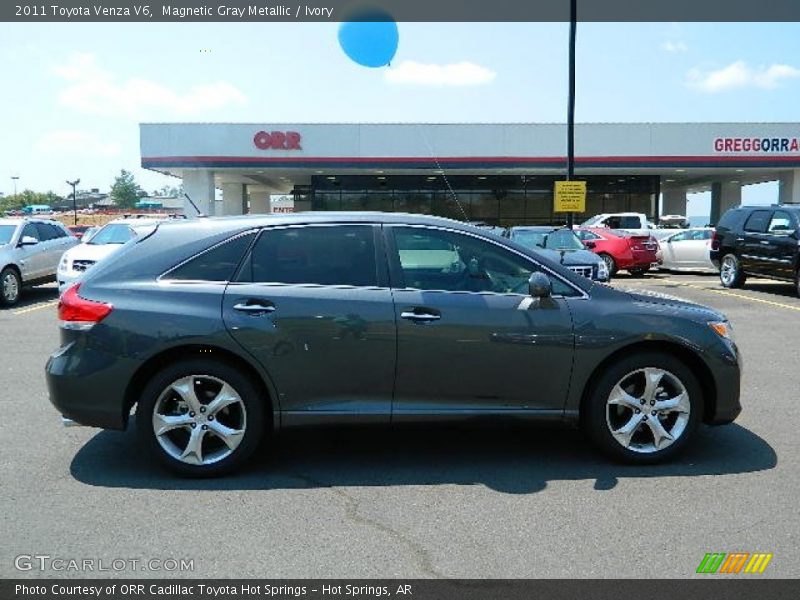 Magnetic Gray Metallic / Ivory 2011 Toyota Venza V6