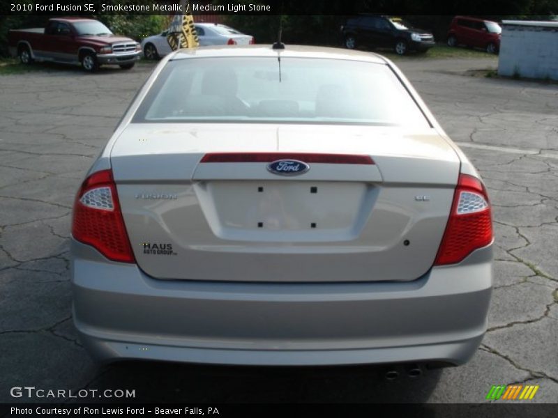 Smokestone Metallic / Medium Light Stone 2010 Ford Fusion SE