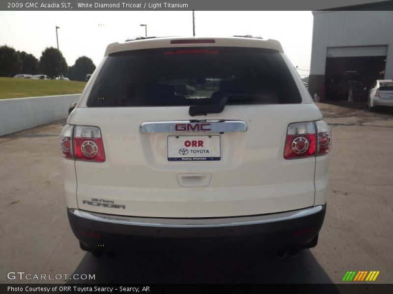 White Diamond Tricoat / Light Titanium 2009 GMC Acadia SLT