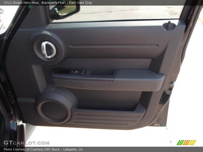 Blackberry Pearl / Dark Slate Gray 2011 Dodge Nitro Heat