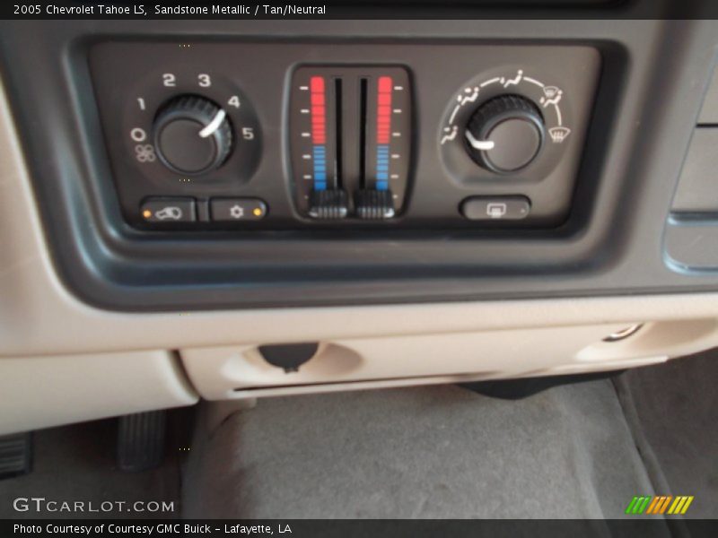 Sandstone Metallic / Tan/Neutral 2005 Chevrolet Tahoe LS