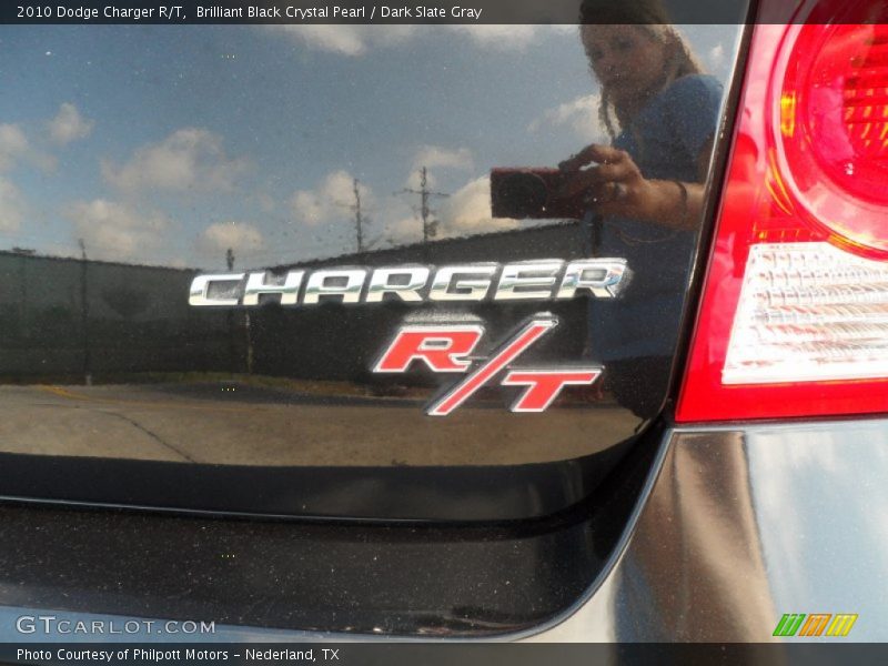 Brilliant Black Crystal Pearl / Dark Slate Gray 2010 Dodge Charger R/T