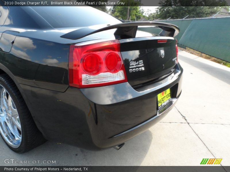 Brilliant Black Crystal Pearl / Dark Slate Gray 2010 Dodge Charger R/T