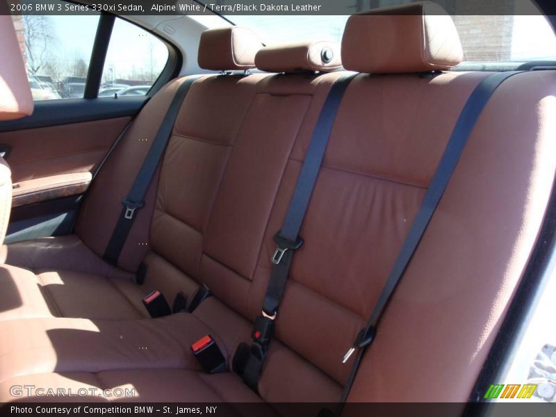 Alpine White / Terra/Black Dakota Leather 2006 BMW 3 Series 330xi Sedan